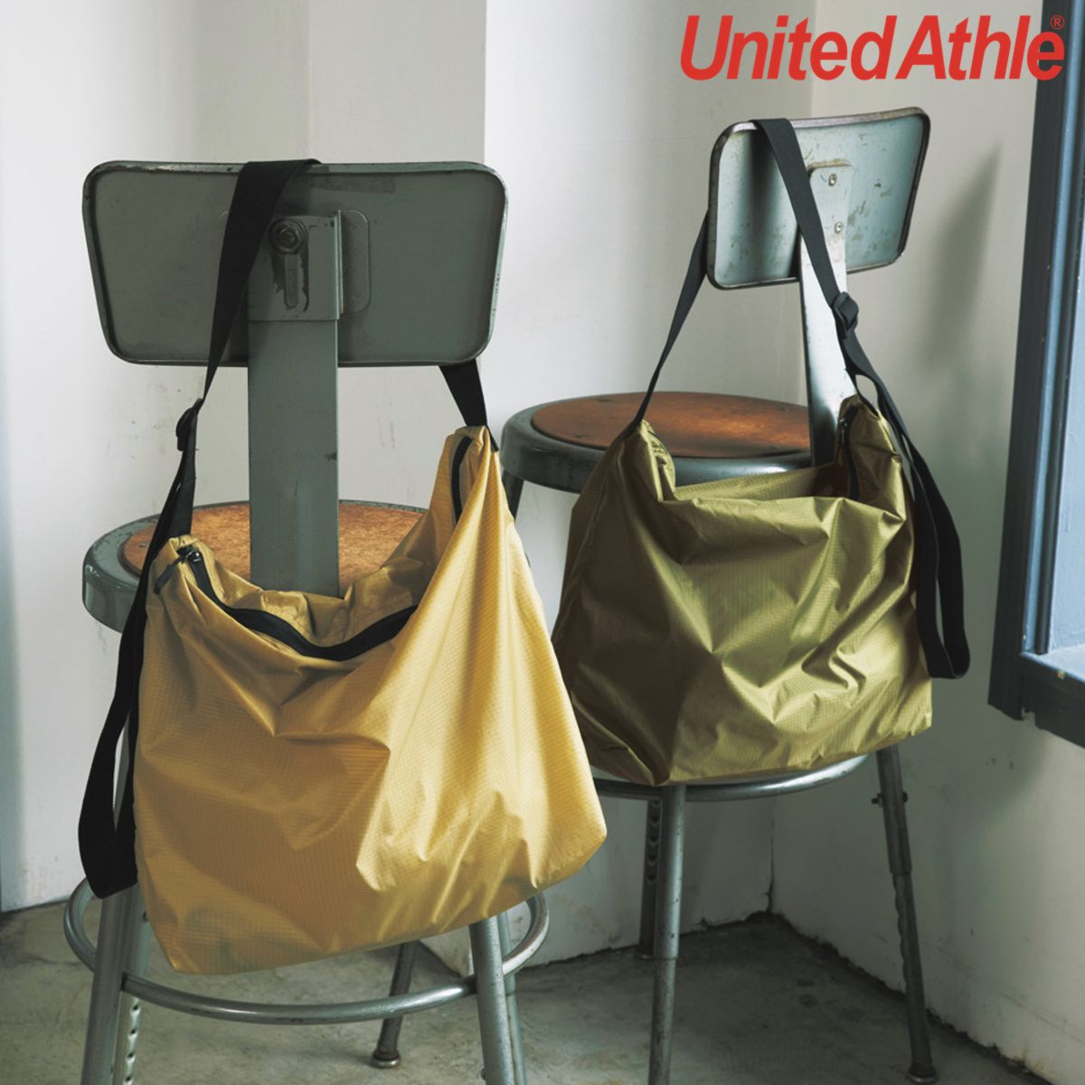 1421-01 Light Nylon Shoulder Bag | United-Athle.HK