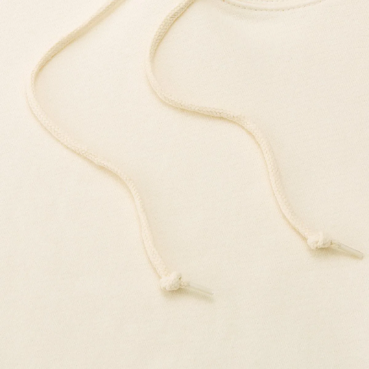 5397-01 8.8 oz Authentic Pile Sweat Fullzip Hoodie 19 The thick hood string is the same color as the round string body, and the tip of the string is processed with cell tip