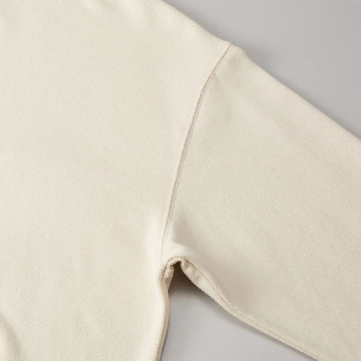 5399-01 8.8oz French Terry Crewneck Sweatshirt 19 The armholes are sturdy, two-needle needles.