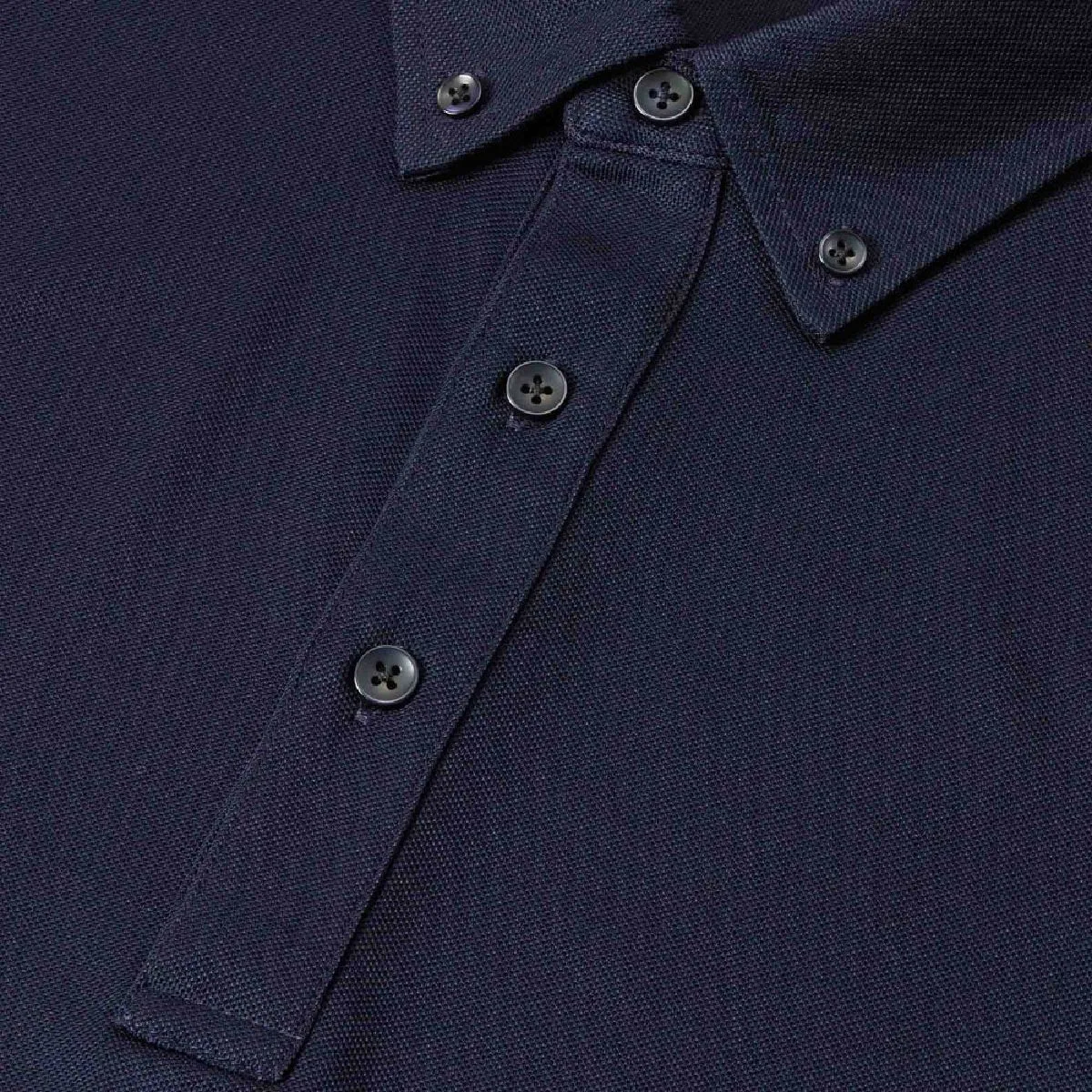 2023-01 4.7 oz Dry Kanoko Polyester Polo with Button-Down Collar & Pocket 8 Use glossy buttons of the same color for the navy
