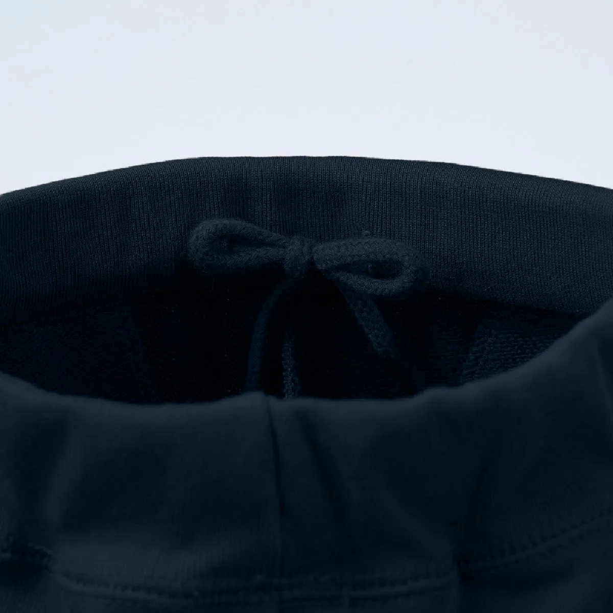 United Athle 5017-02 10.0oz Kids Cotton Sports Trousers 9 The waist has a round string, and inner specifications that take safety into account (Style No.5017-01 is outside)