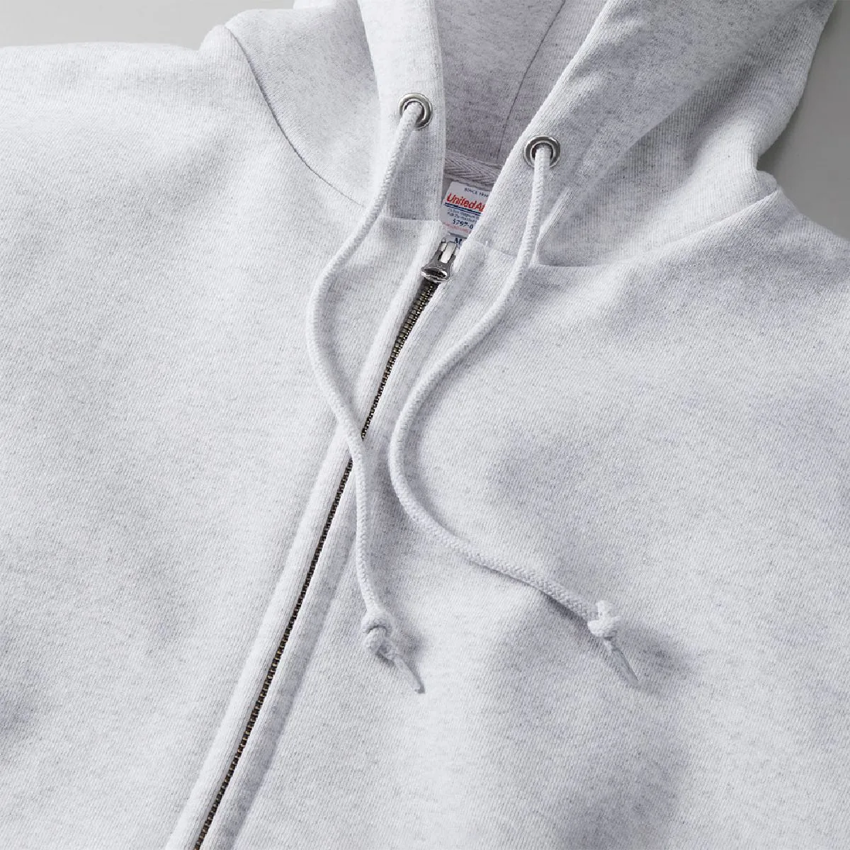 Food string is the same color, and the tip is chip processed