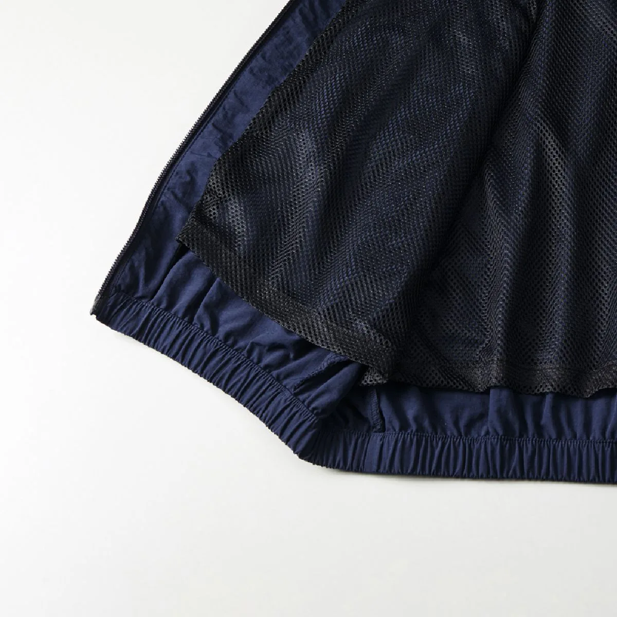 With mesh material liner, hem flash specification that is convenient for printing