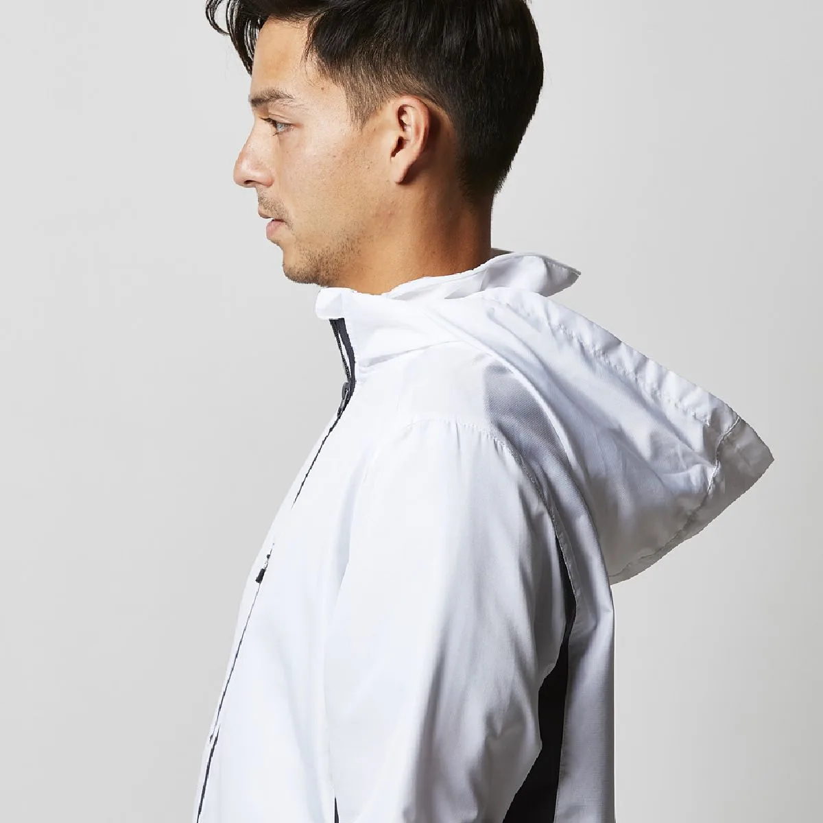 Food -in specifications that can handle sudden rain and wind (concealed zipper)