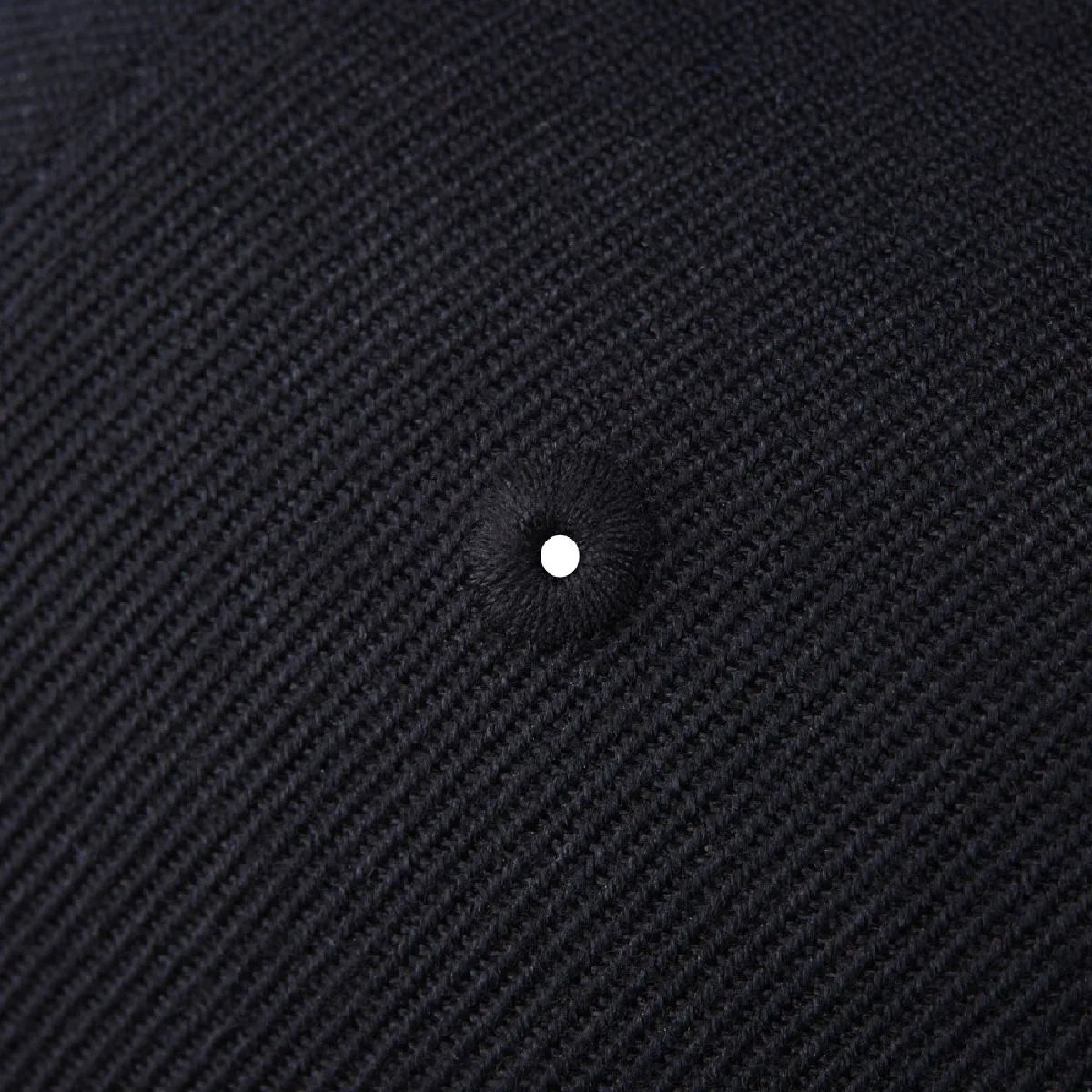 2050. Black/Red chrysanthemum hole