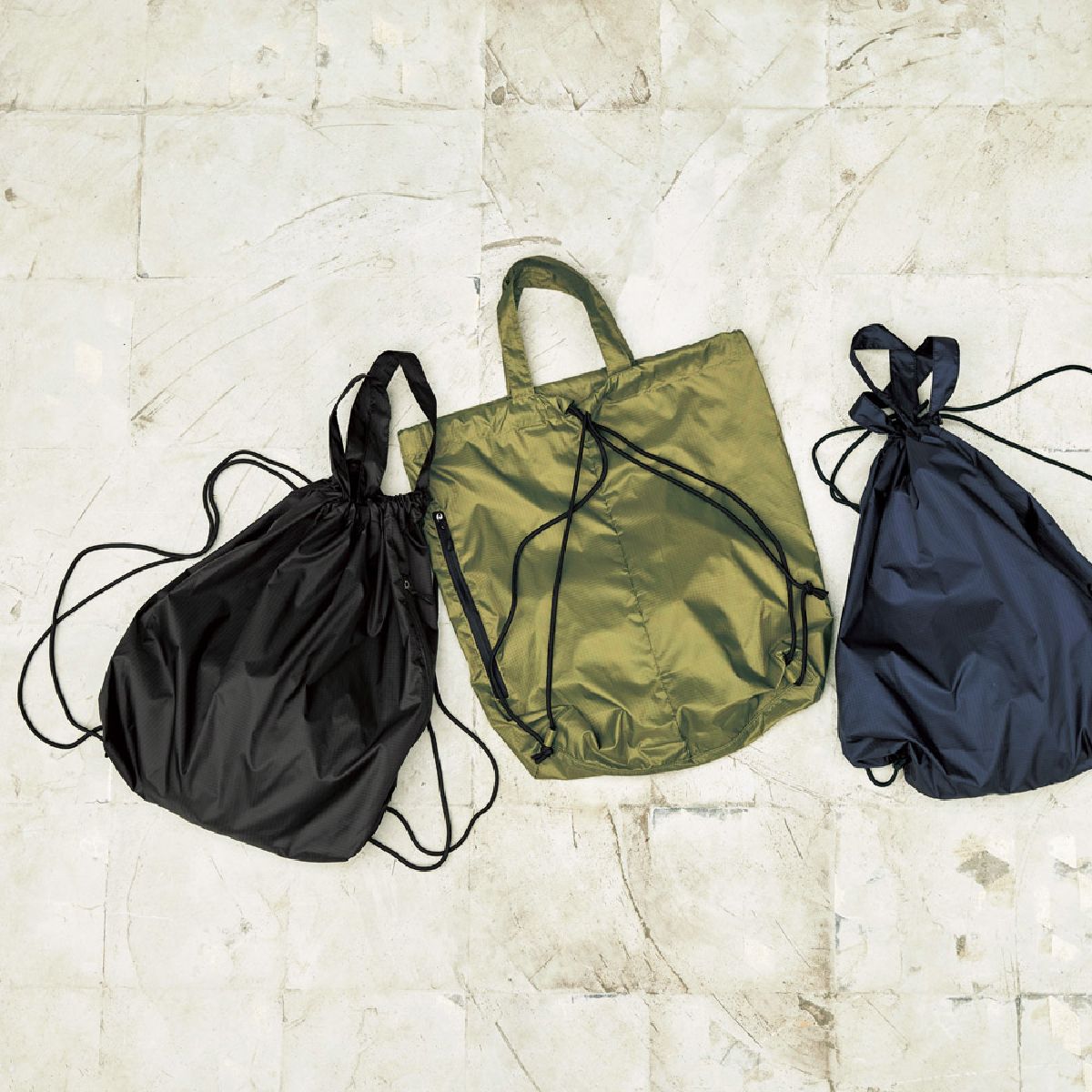 (From left) 002. Black, 033. Olive, 086. Navy