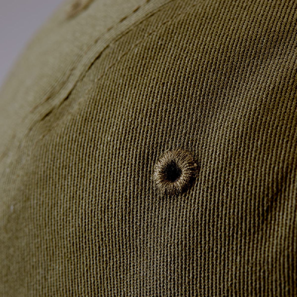 033. Olive Chrysanthemum Hole