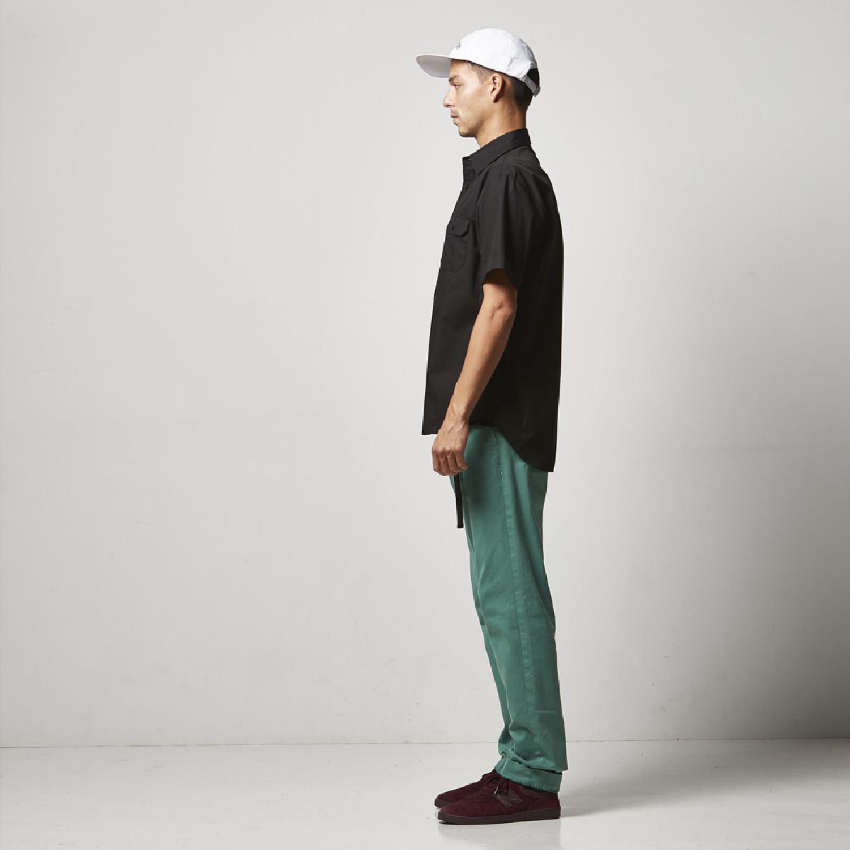 Height 182cm, Size L, Side silhouette