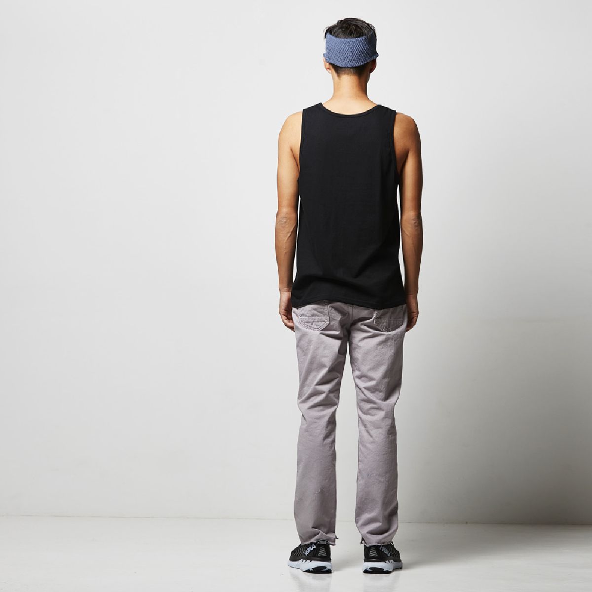 Height 182cm, Size L, Back silhouette