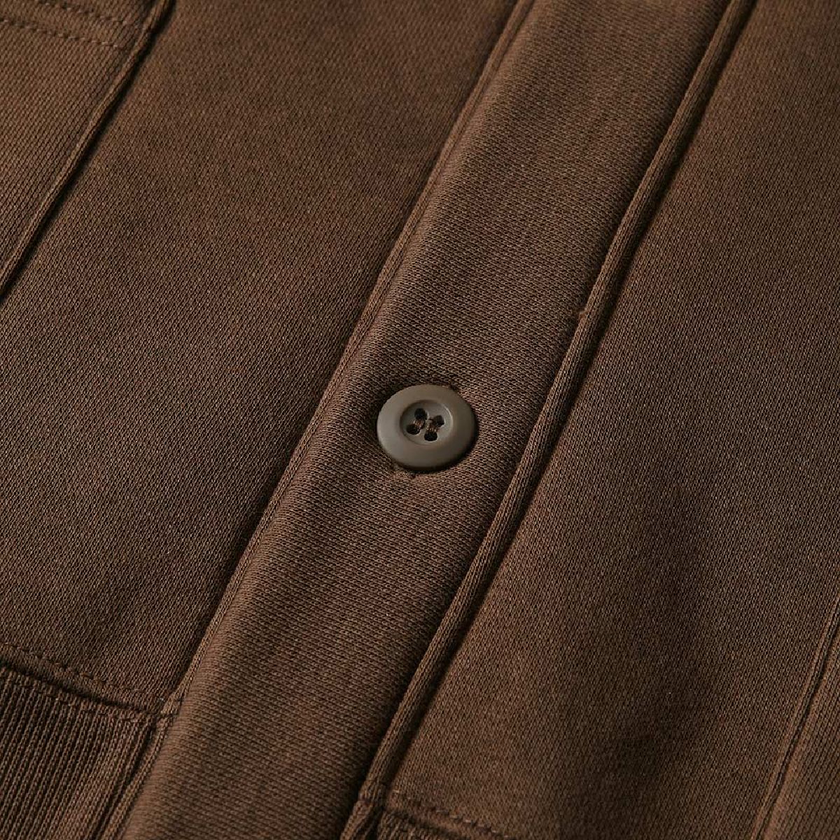 The buttons are GI buttons, the same color as the body.