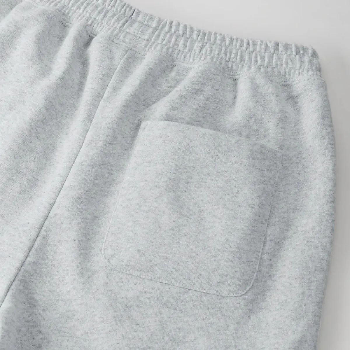 Hip pocket (right side only)