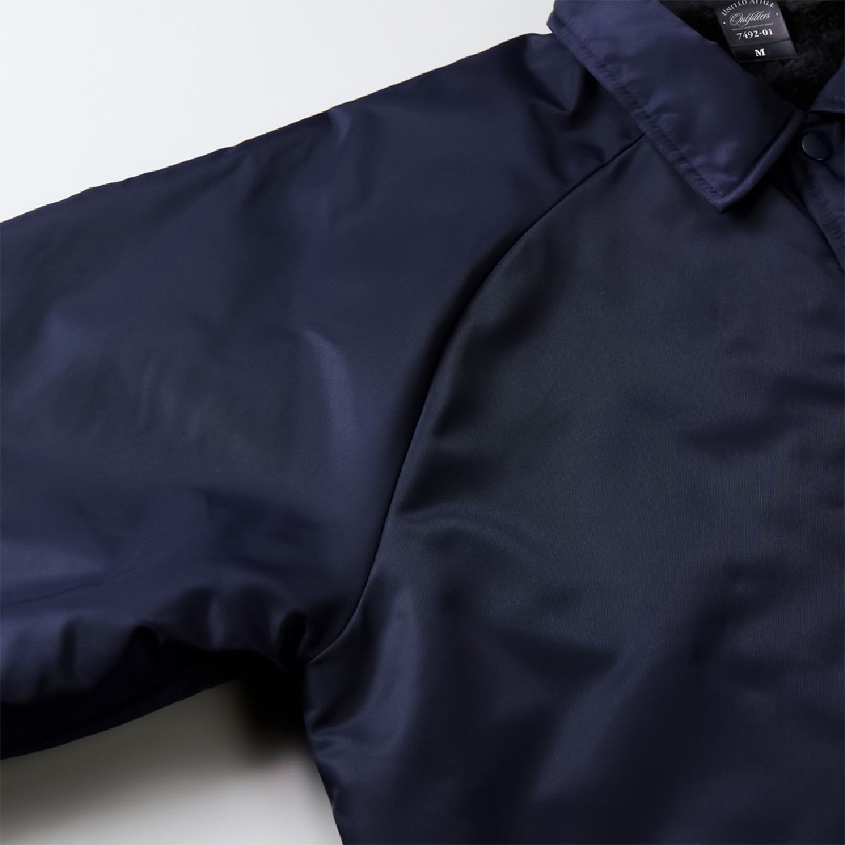 The armhole seam line is designed to create a gently curved S-shaped freedom sleeve at the front.